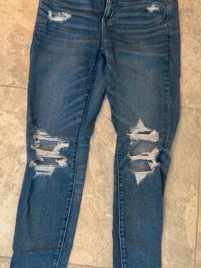 American Eagle Outfitters Ripped Blue Skinny Jeans